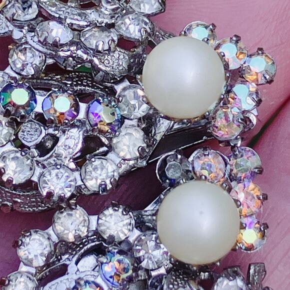 VTG Signed Hobé Mid Century Earrings AB 1950s Rhinestone Faux Pearl Clip On - Picture 7 of 11